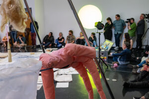 « DANSEPROPHÉTIQUEÀL'ÎLEBIZARRE » - GENEVIÈVE MATTHIEU