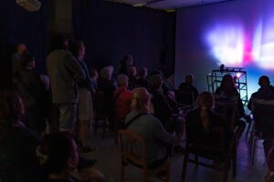 «DISCRETE PULSE OF LIGHT», performance numérique de Guillaume Côté.